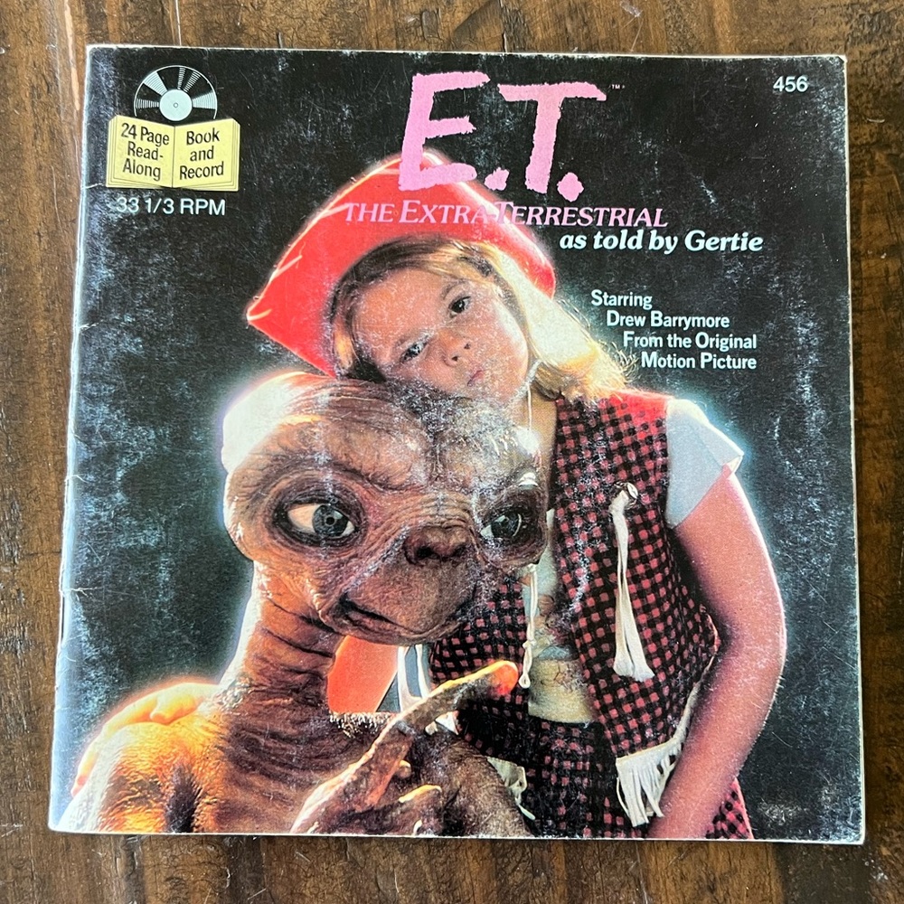 Vintage 1982 ET The Extra Terrestrial as told by Gertie Read Along Book.